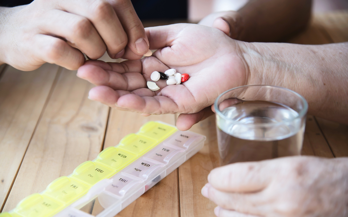 5 claves para controlar la polifarmacia en adultos mayores con ayuda de la genética